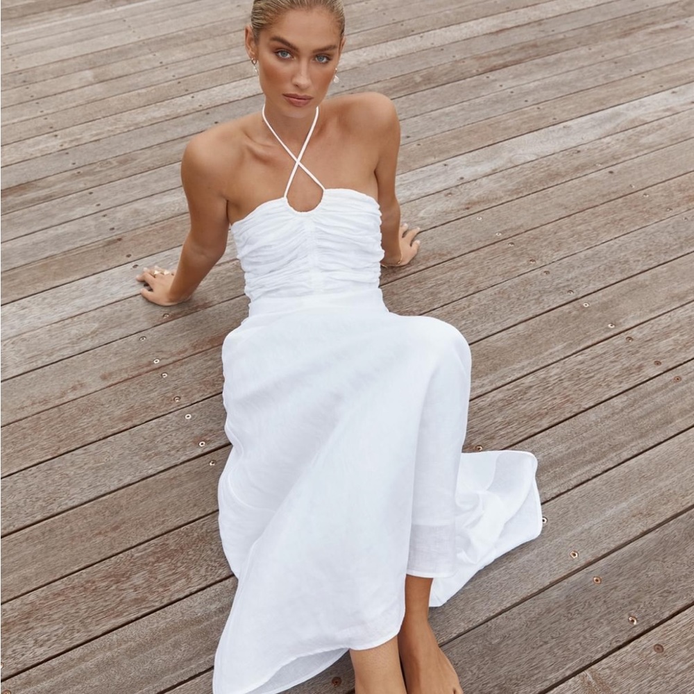 Dissh Halter Midi Dress
Never worn, perfect condition, not available online!